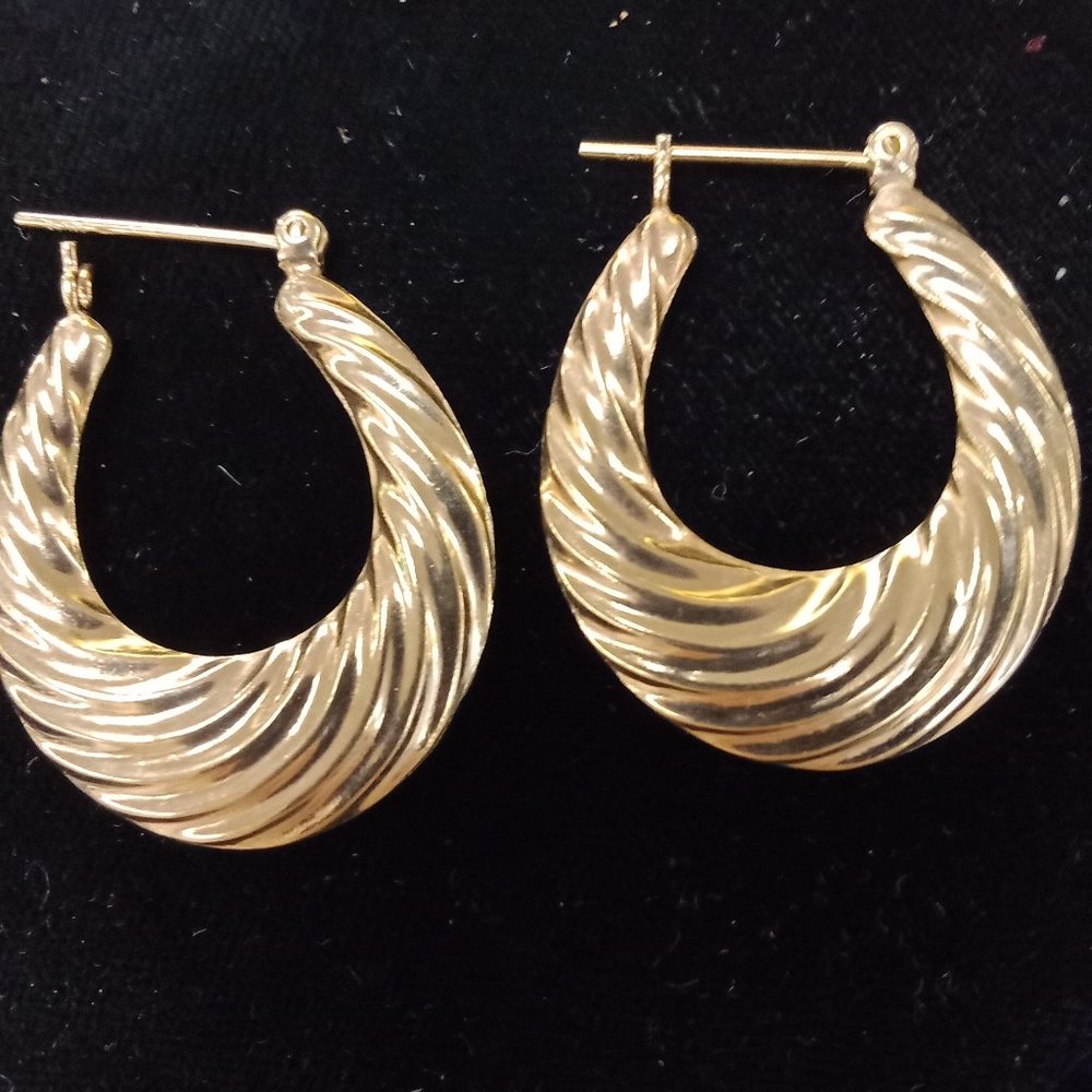 14k shrimp hoop earrings